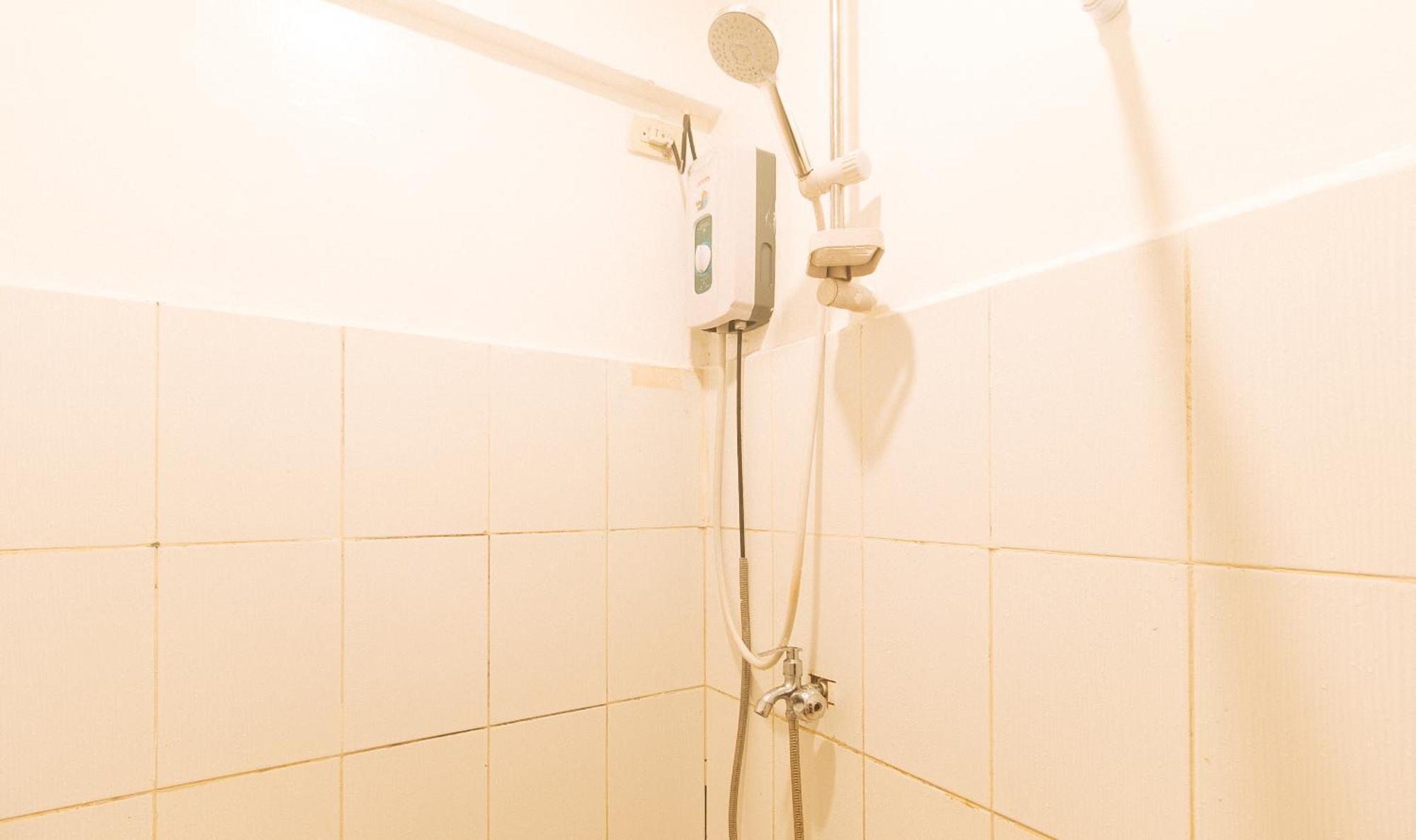 Reddoorz At City Stay Inns Marilao Lias Eksteriør bilde